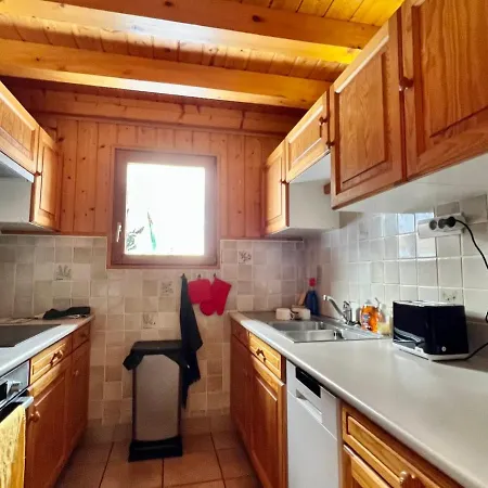 Chalet De Charme Avec Sauna Et Vue Sur Les Montagnes - Fr-1-505-181 *